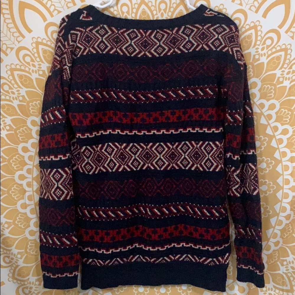 Dark Patterned Sweater - Picture 4 of 4